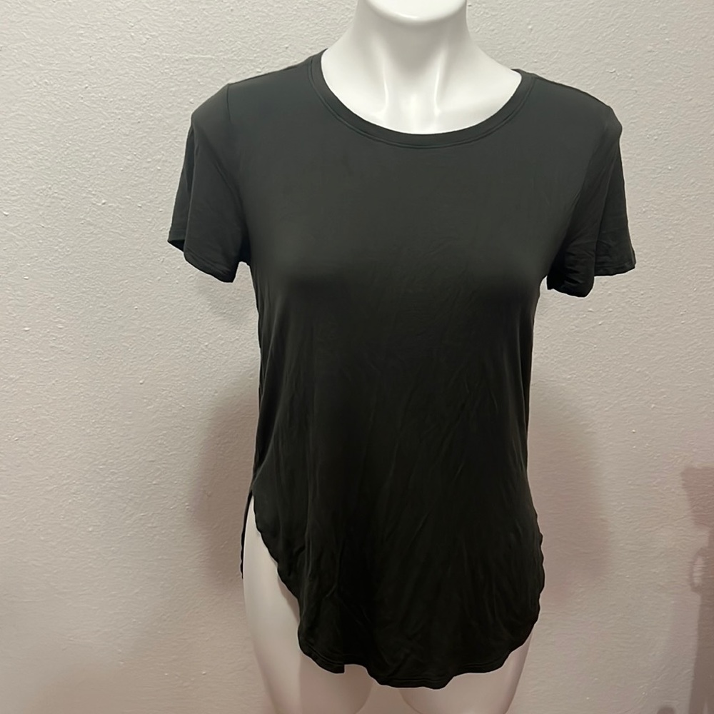 Halogen Army Green T-shirt Sz S